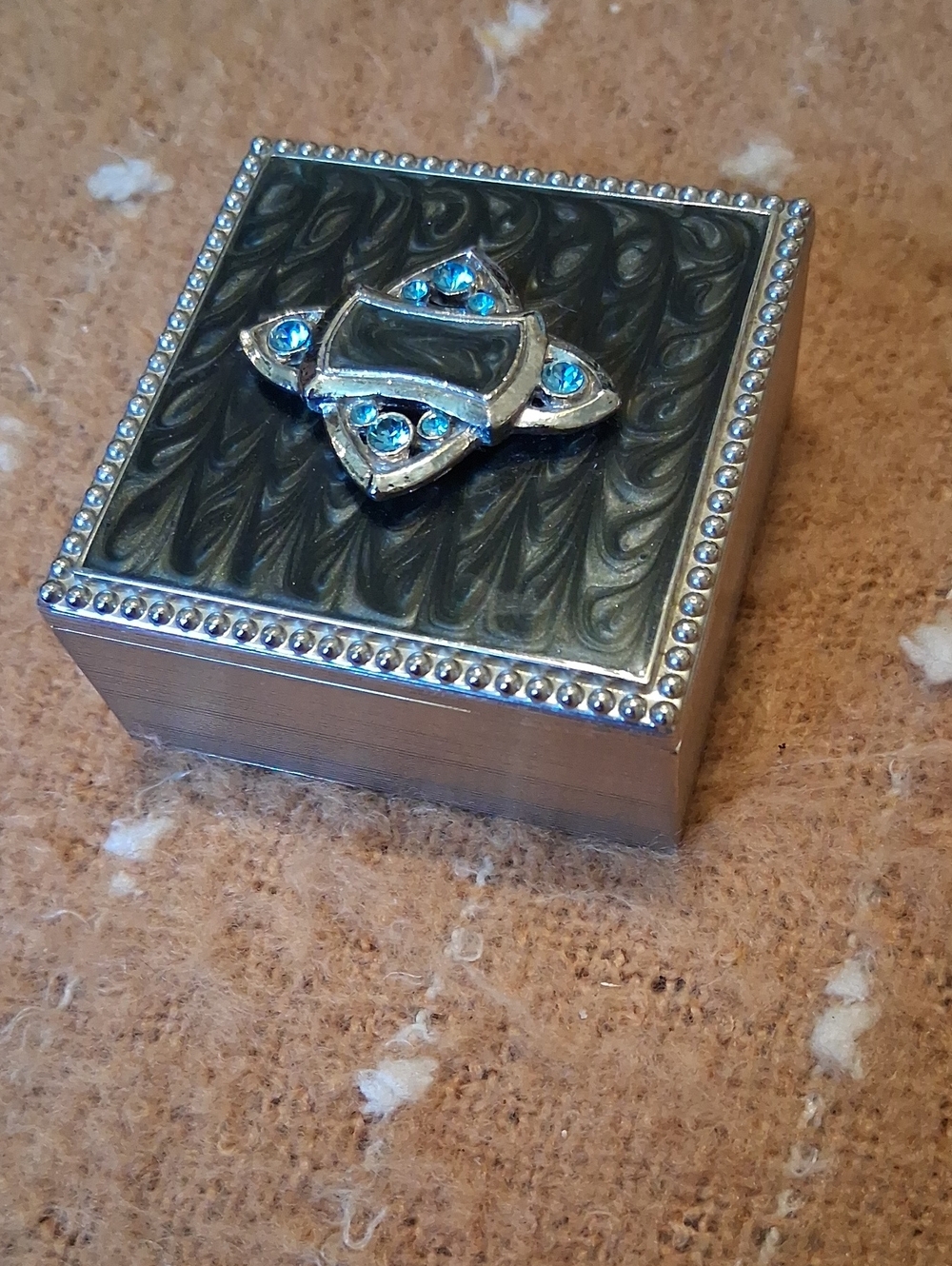 Jewelry Container - Picture 6 of 6